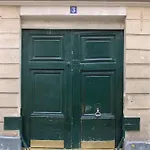Cozy - Center Of